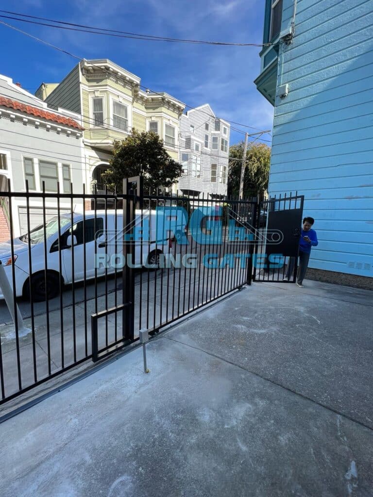 Rolling Gates (110)